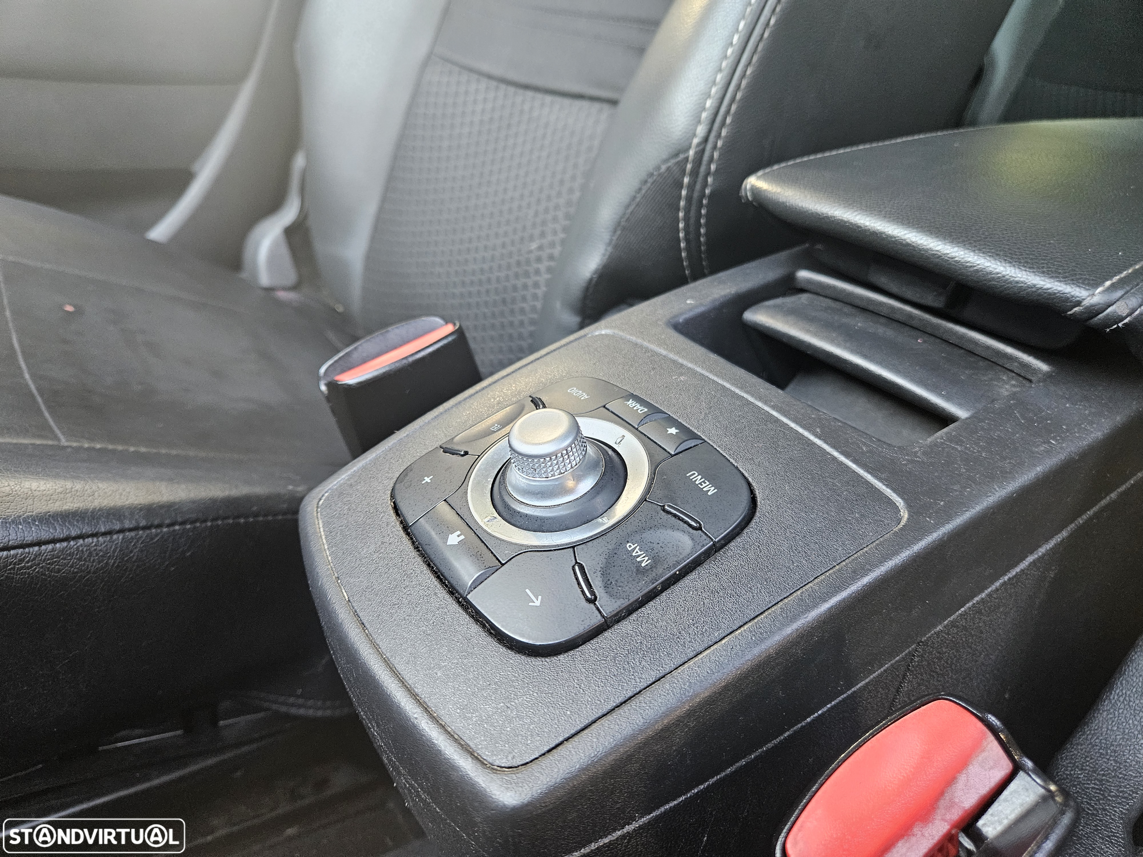 Renault Grand Scénic 1.6 dCi Bose Edition SS - 14