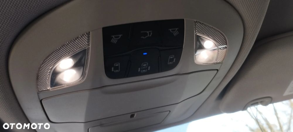 Chrysler Pacifica - 19