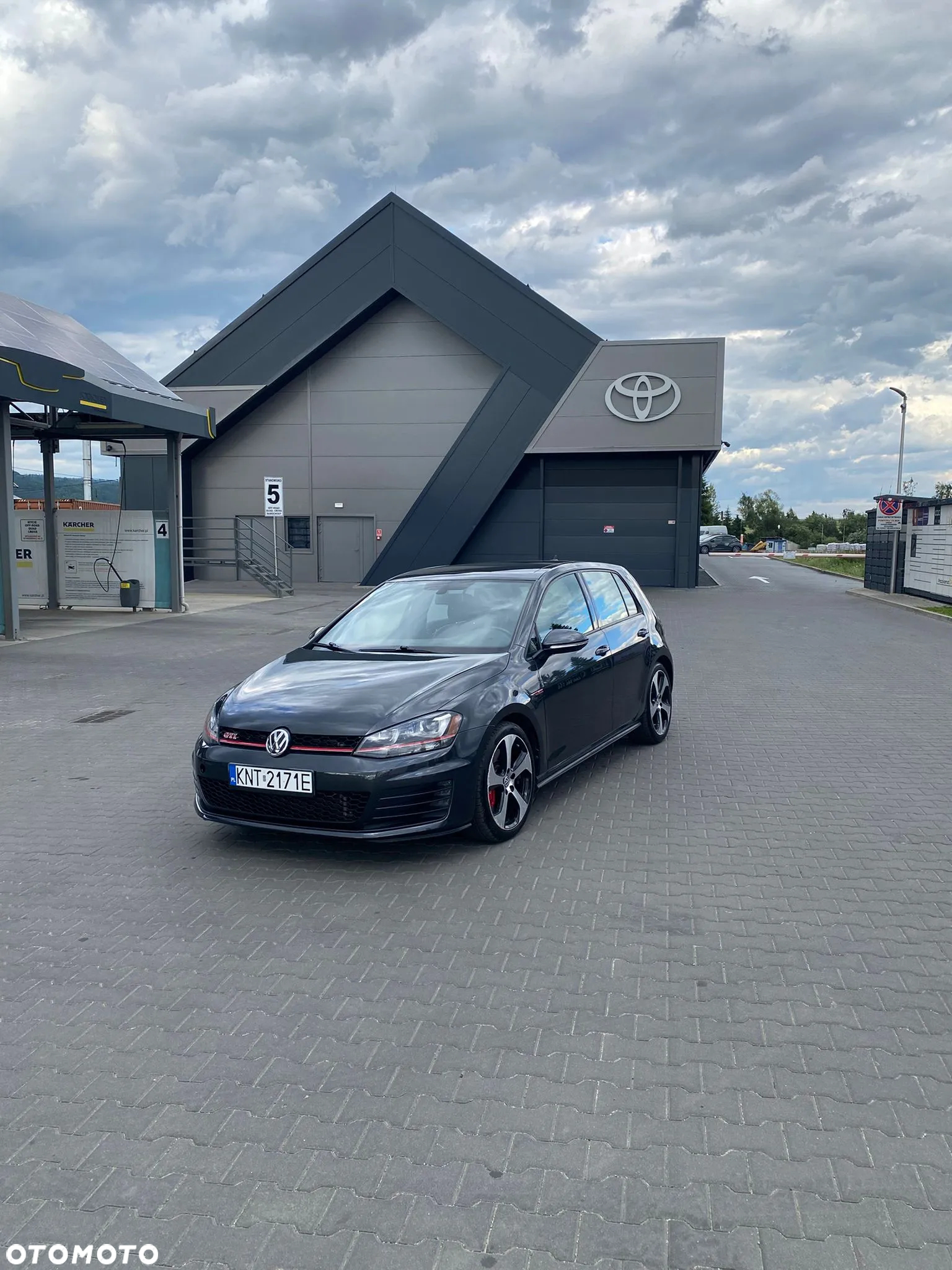 Volkswagen Golf VIII 2.0 TSI GTI DSG - 18