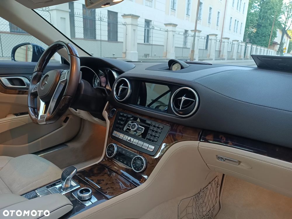Mercedes-Benz SL 500 7G-TRONIC - 19