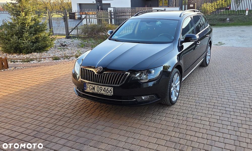 Skoda Superb 2.0 TDI Elegance - 1