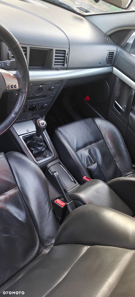 Opel Vectra 3.2 Sport - 16