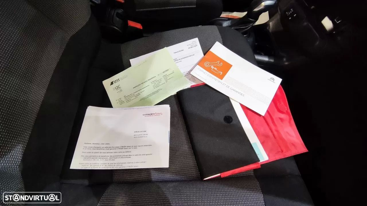 Citroën C4 Cactus 1.2 PureTech Shine EAT6 - 23