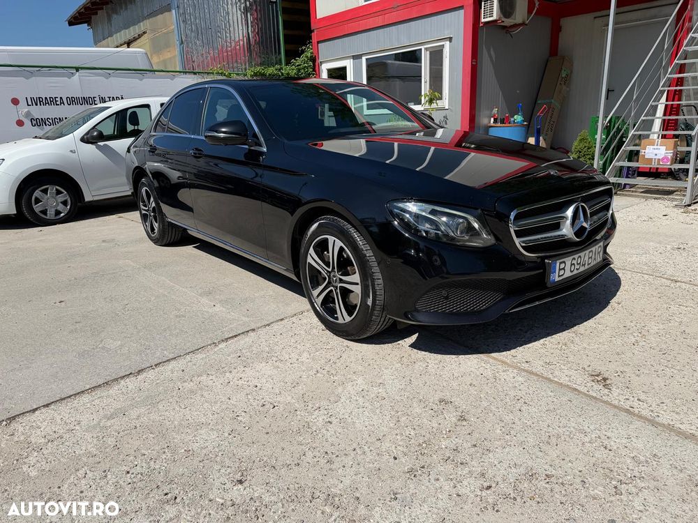 Mercedes-Benz E 220 d 4MATIC Aut. - 4