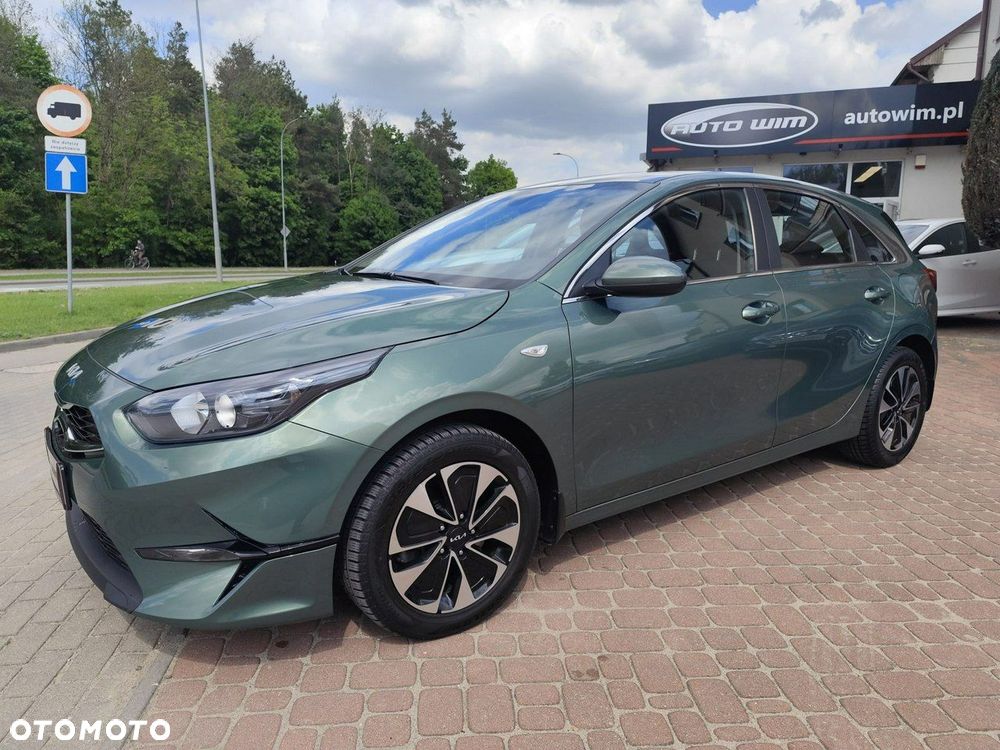 Kia Ceed - 8