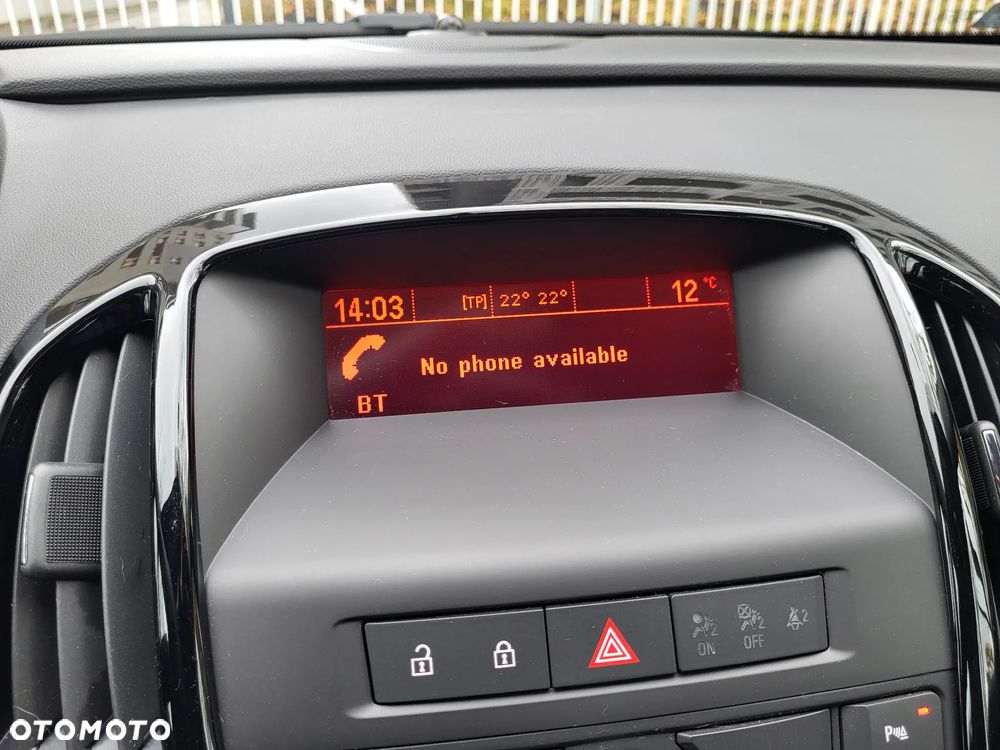 Opel Astra IV GTC 1.6 T SIDI Sport S&S EU6 - 14