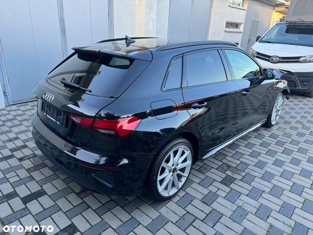 Audi A3 Sportback 2.0 TDI S tronic S line Sportpaket - 3