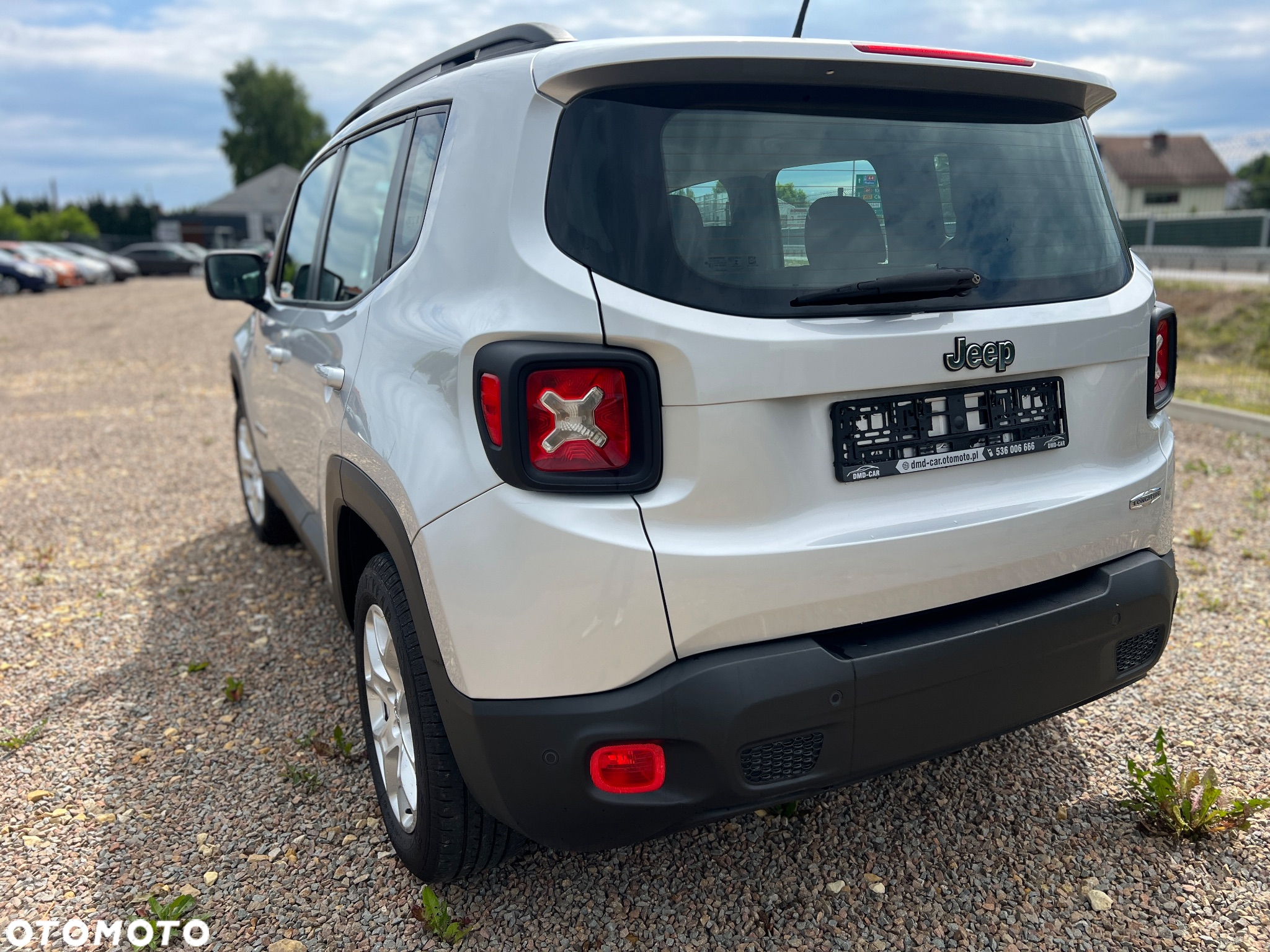 Jeep Renegade 1.4 MultiAir Longitude - 10