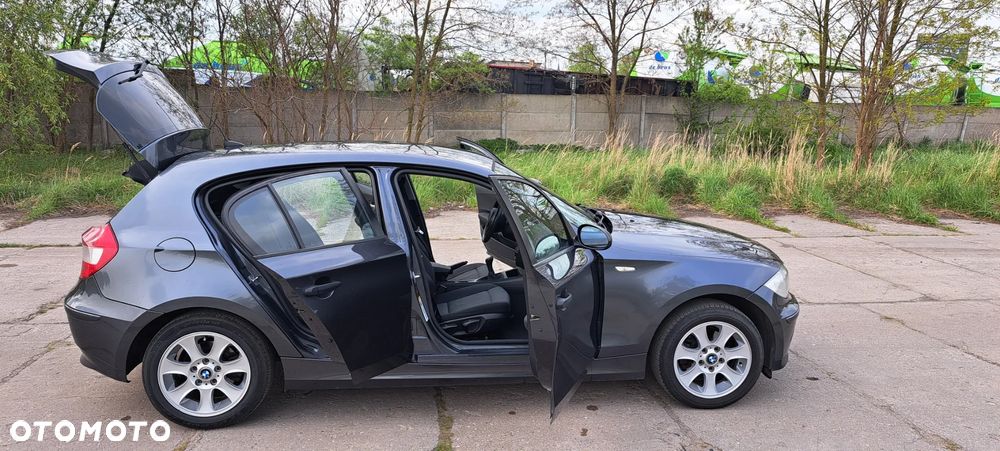 BMW Seria 1 - 15
