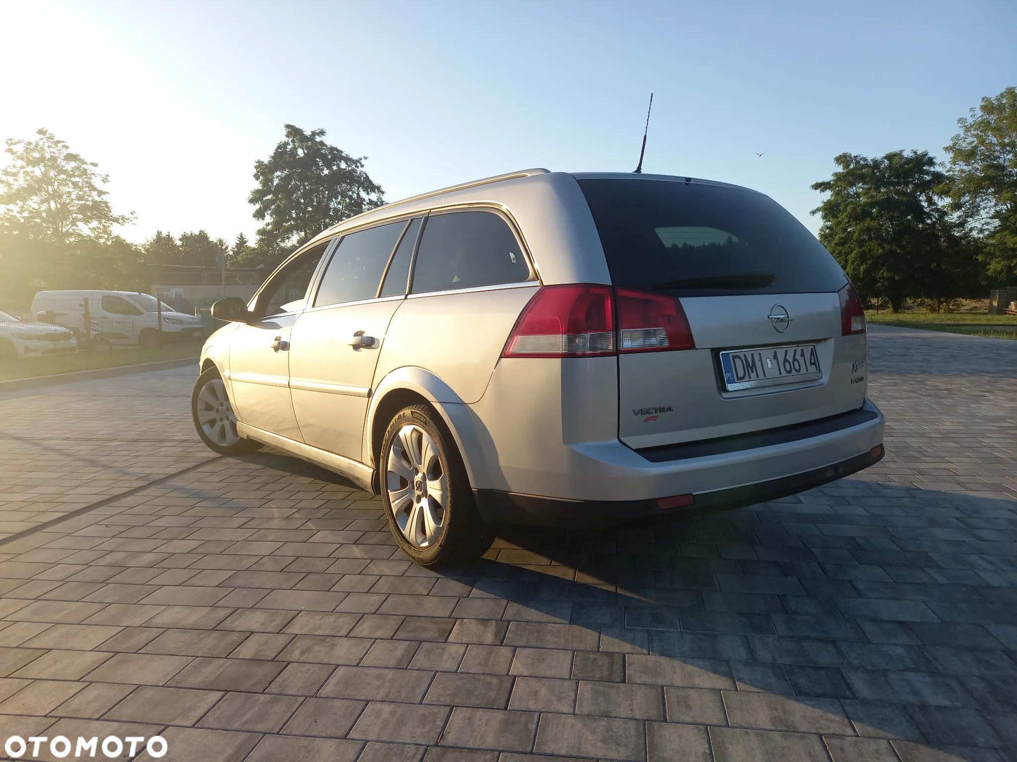 Opel Vectra 1.9 CDTI Cosmo - 7
