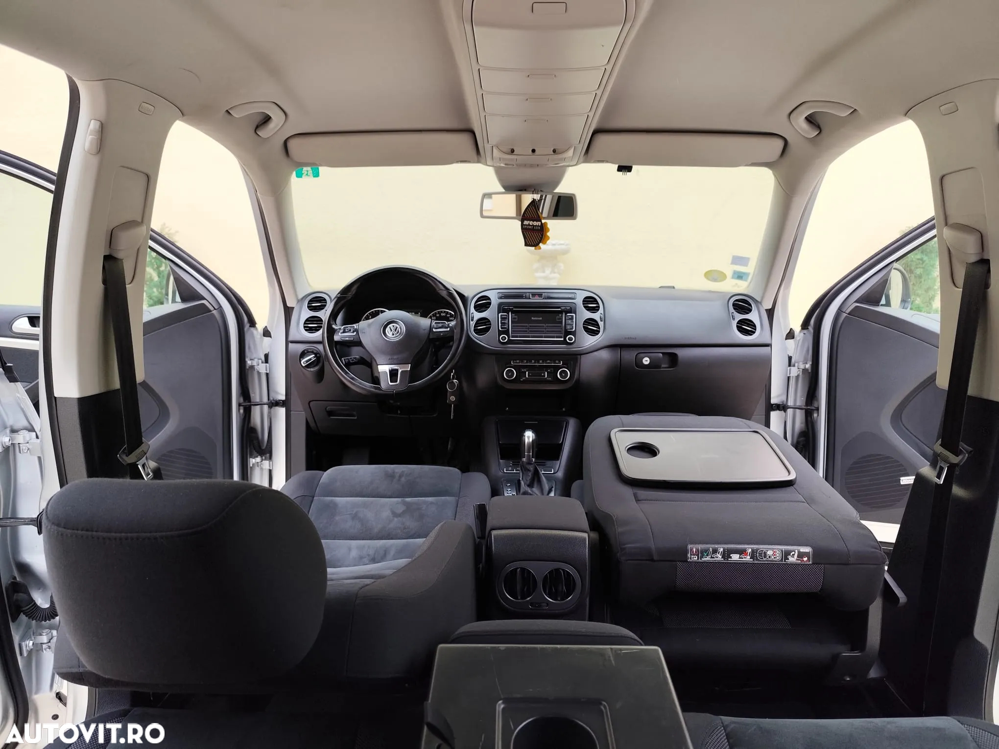 Volkswagen Tiguan - 6