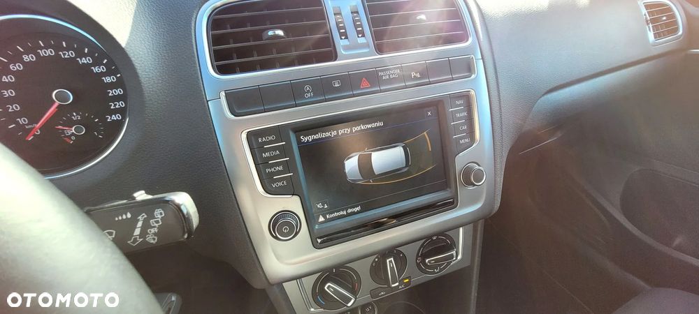 Volkswagen Polo 1.2 TSI (Blue Motion Technology) Comfortline - 26