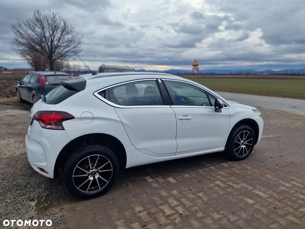 Citroën DS4 Crossback BlueHDi 120 S&S - 9