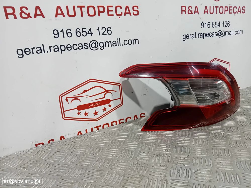 Farolins Peugeot 308 II 5 Portas Chassi Original - 16