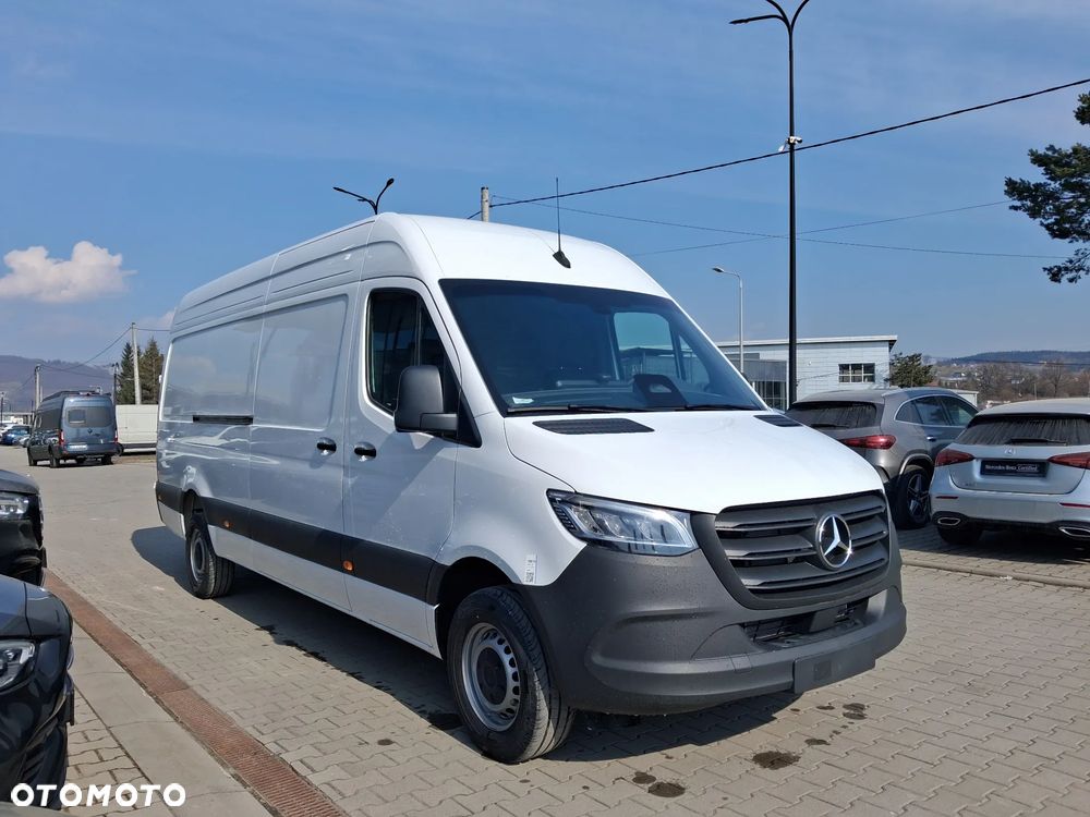 Mercedes-Benz Sprinter - 5
