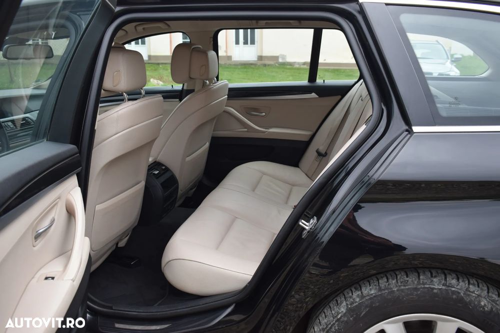 BMW Seria 5 520d - 35