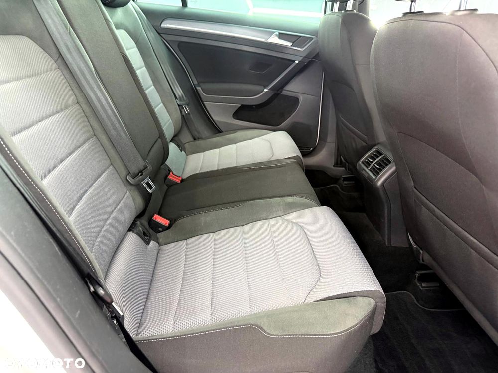 Volkswagen Golf 1.4 TSI BlueMotion Technology DSG Highline - 29