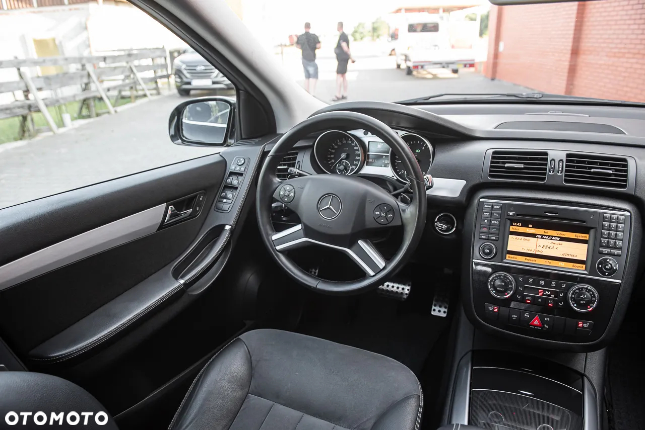 Mercedes-Benz Klasa R 320 CDI L 4Matic 7G-TRONIC Travel Edition - 26