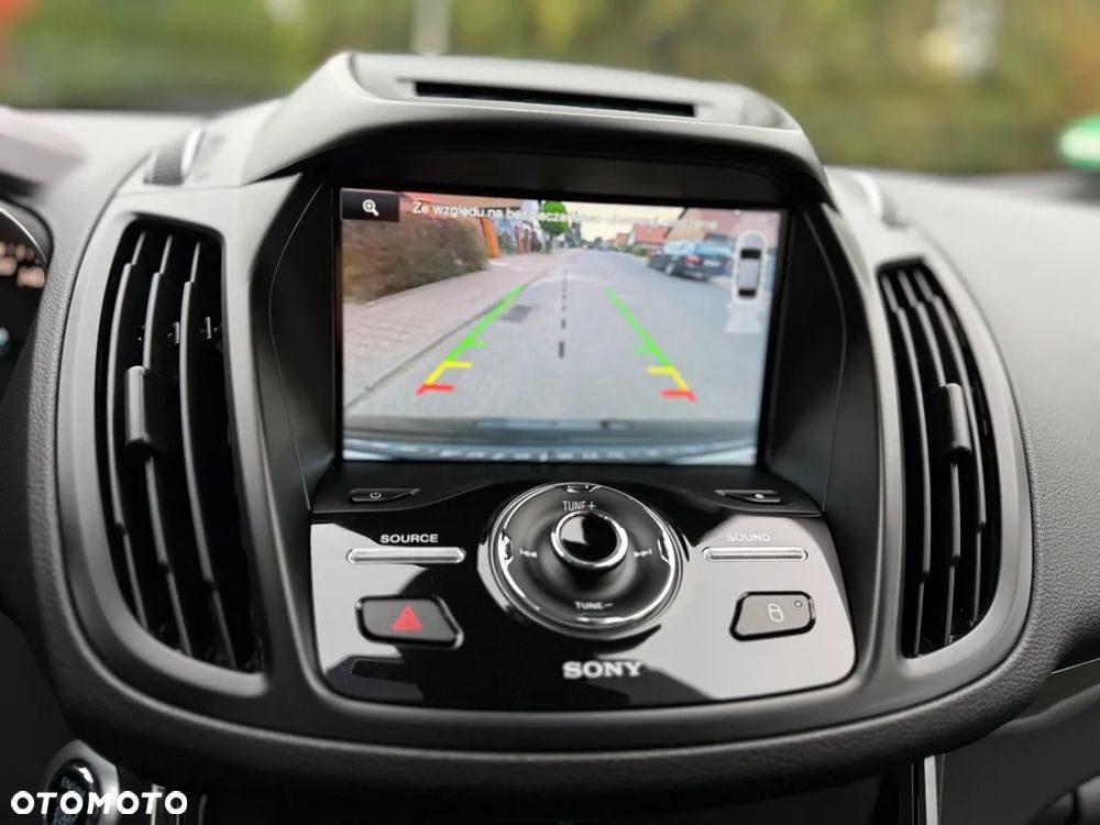 Ford Kuga 2.0 TDCi 4WD Titanium - 25