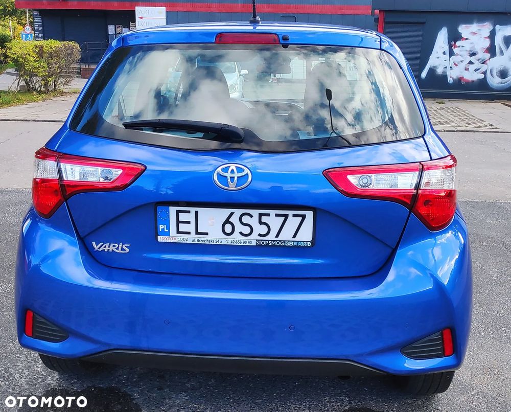 Toyota Yaris 1.5 Premium - 11