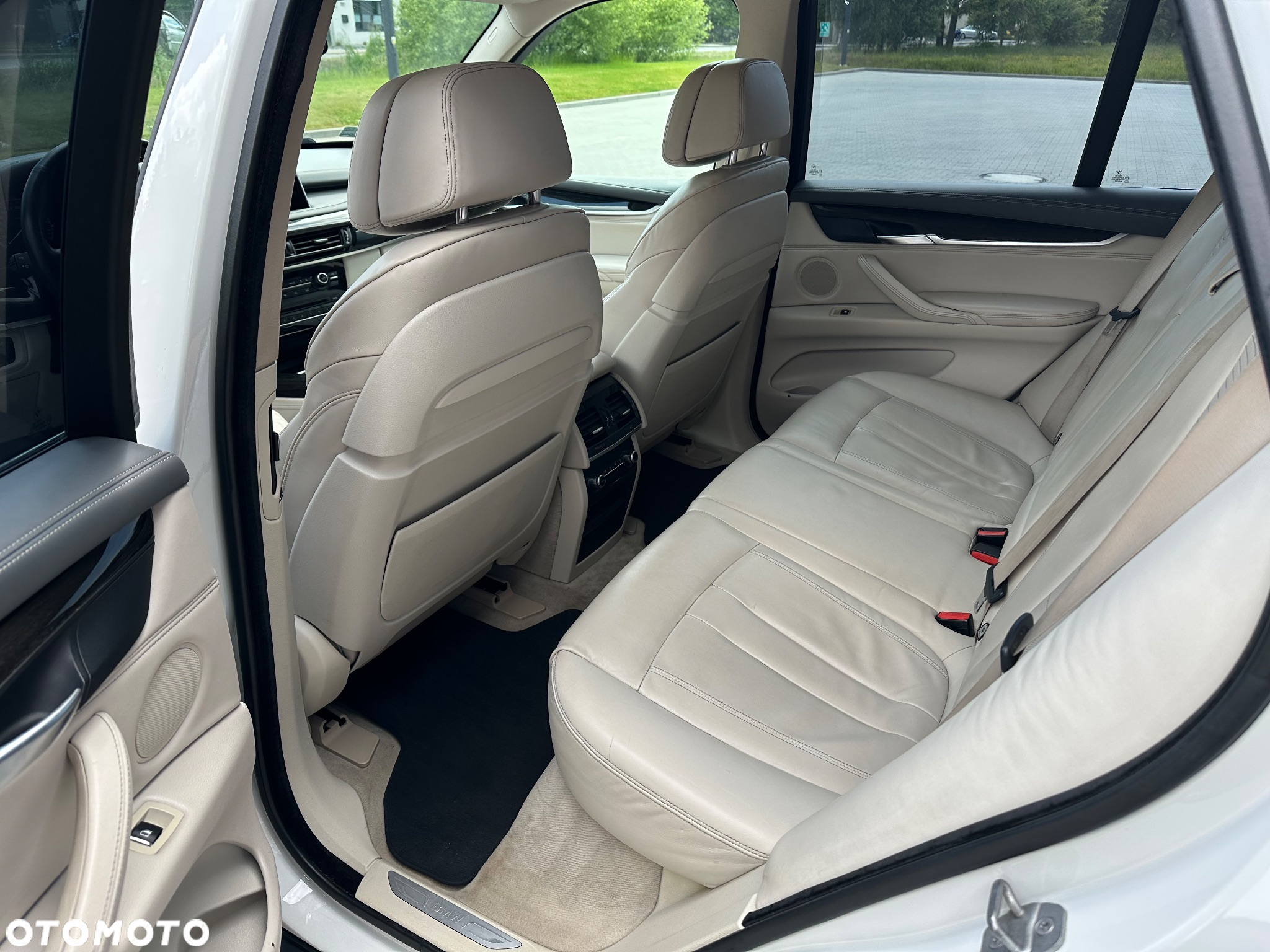 BMW X5 xDrive35i - 19
