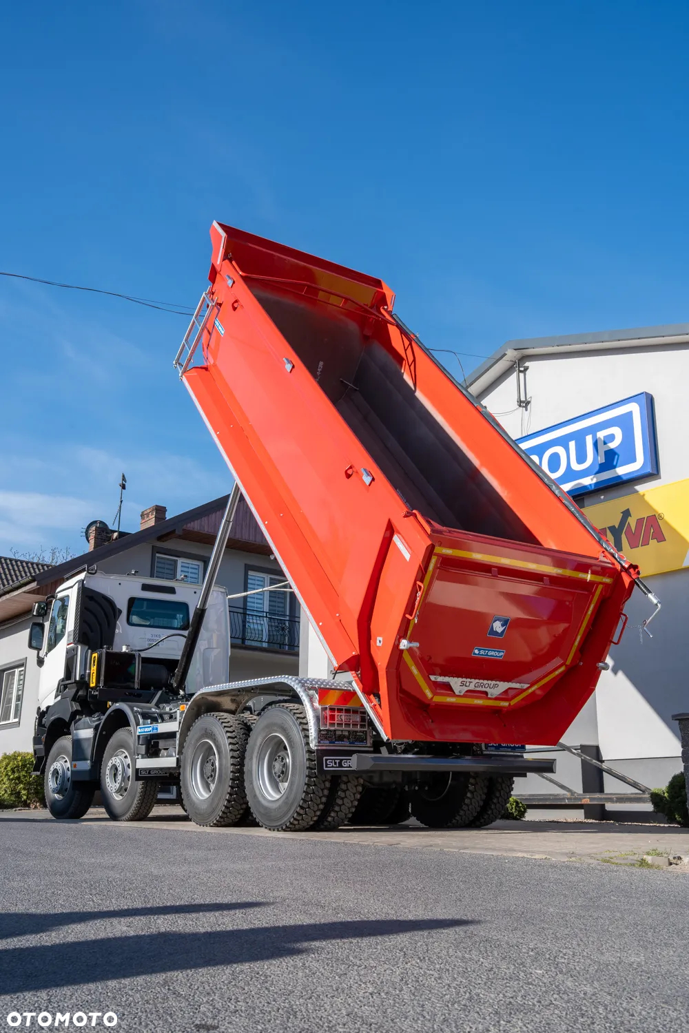 Renault K480 8x4 - 6