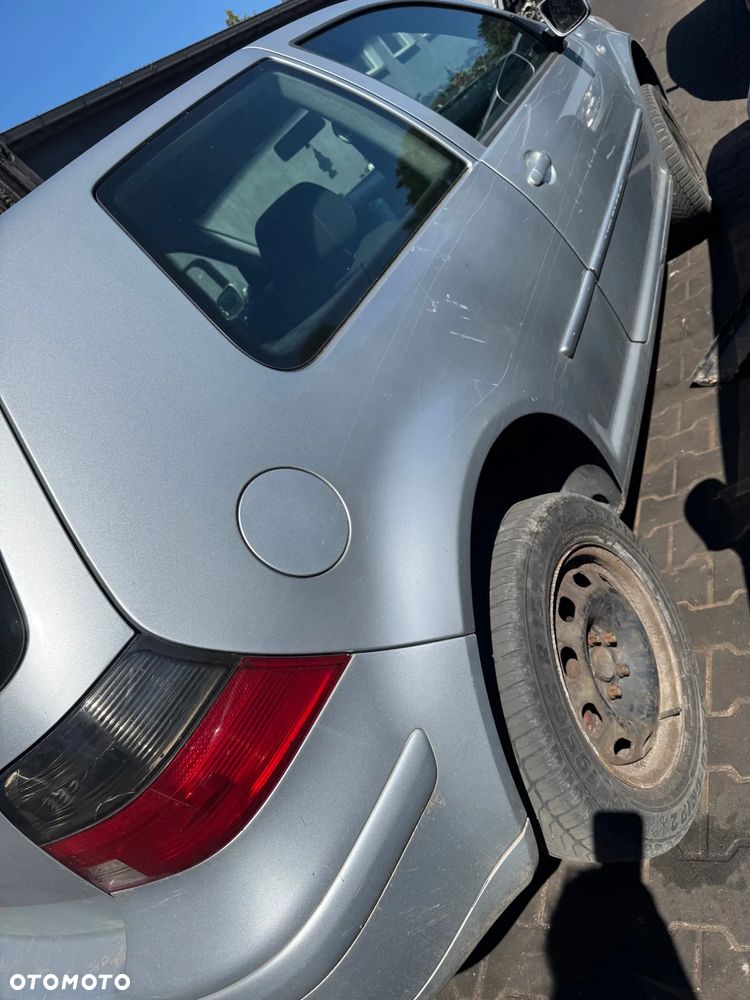 Volkswagen Golf 4 na części - 3