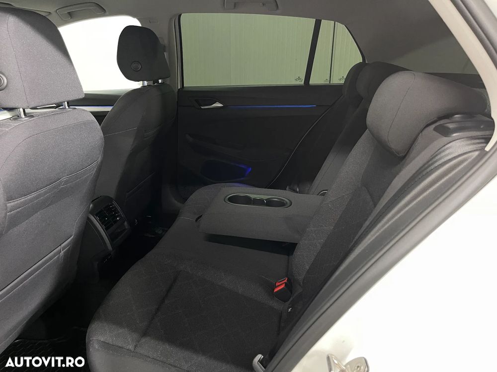 Volkswagen Golf 1.5 TSI ACT Life - 13