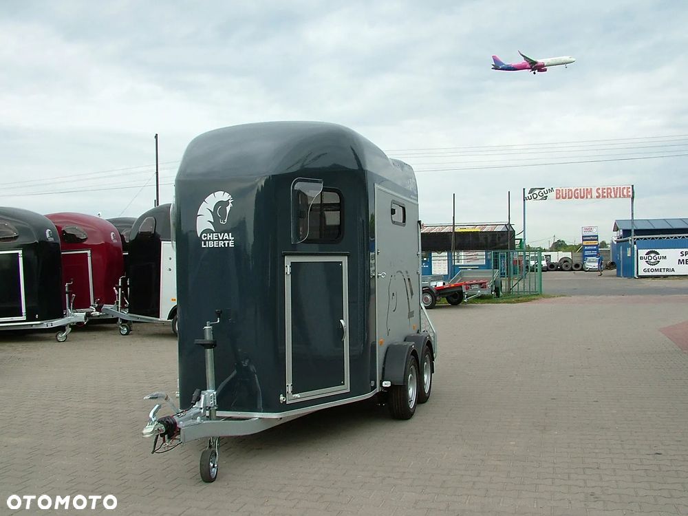 Debon Gold 3 Przyczepa do przewozu dwóch koni Cheval Liberte - 4