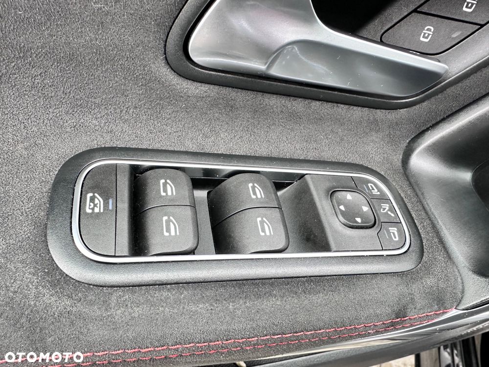 Mercedes-Benz CLA 200 d 4-Matic AMG Line 8G-DCT - 22