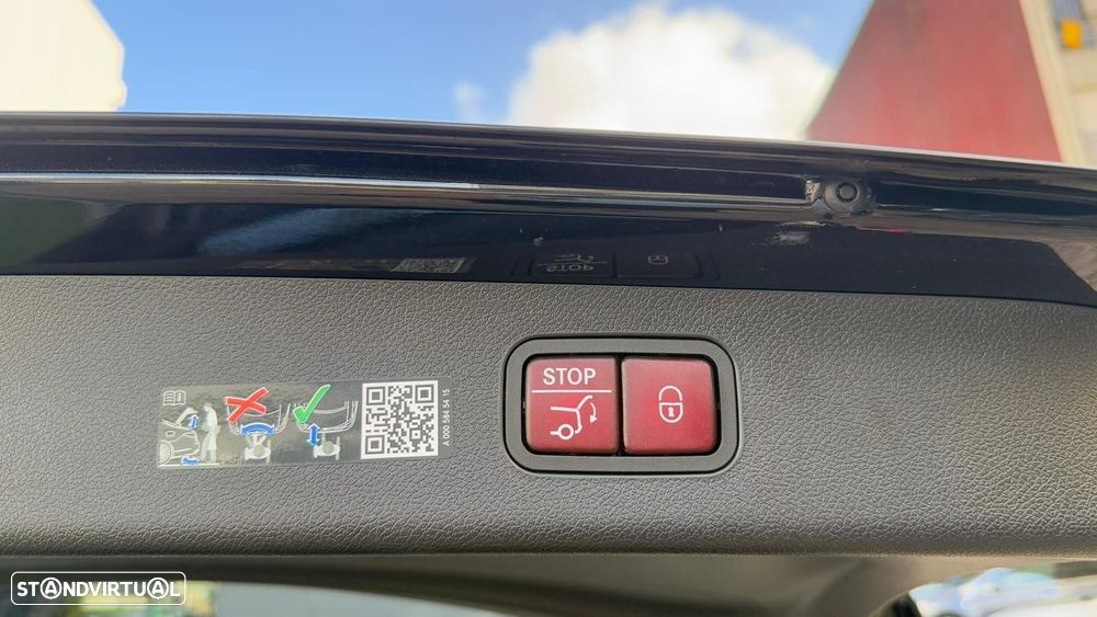 Mercedes-Benz E 300 e Avantgarde - 20