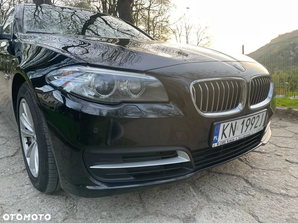 BMW Seria 5 520d - 12