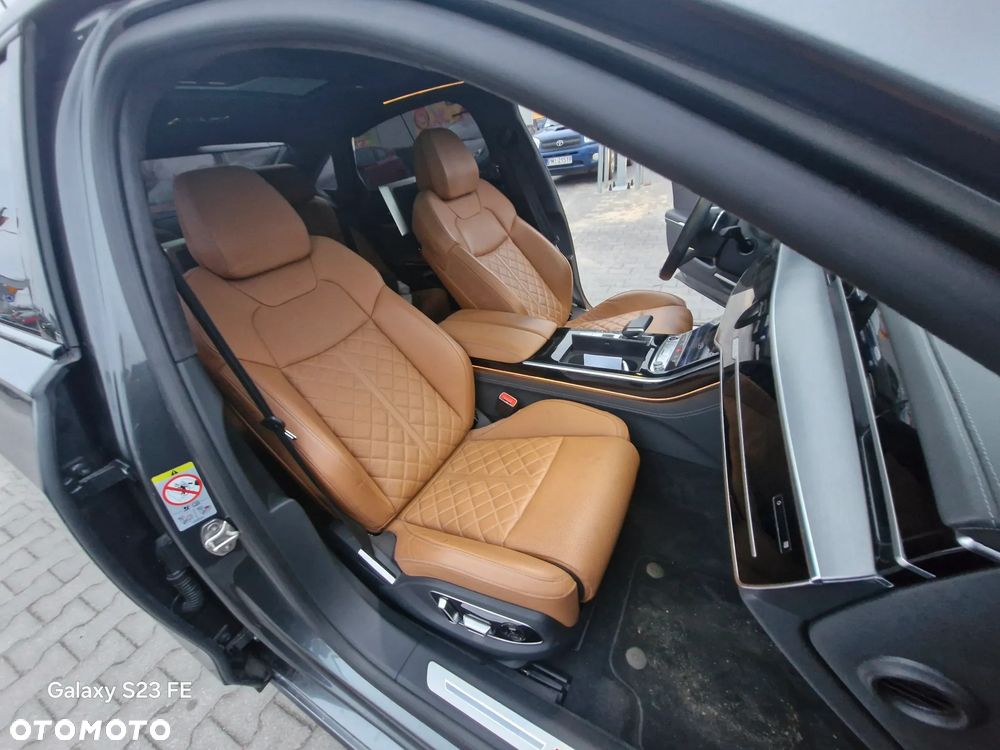 Audi A8 L 60 TFSI e Quattro Tiptronic - 16