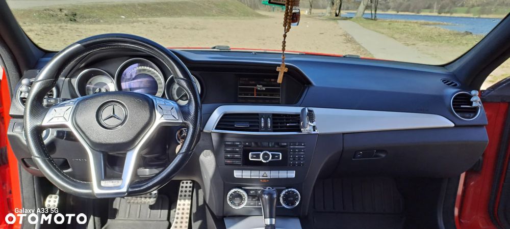 Mercedes-Benz Klasa C 250 CGI BlueEff Avantgarde - 11