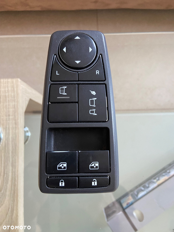 Panel sterownia szyb i lusterek MAN TGX TGS euro 6 sterownik przełącznik