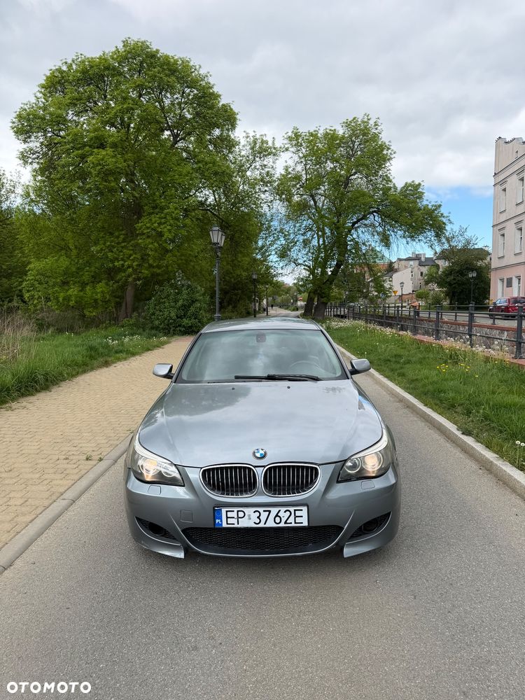BMW Seria 5 525d - 11