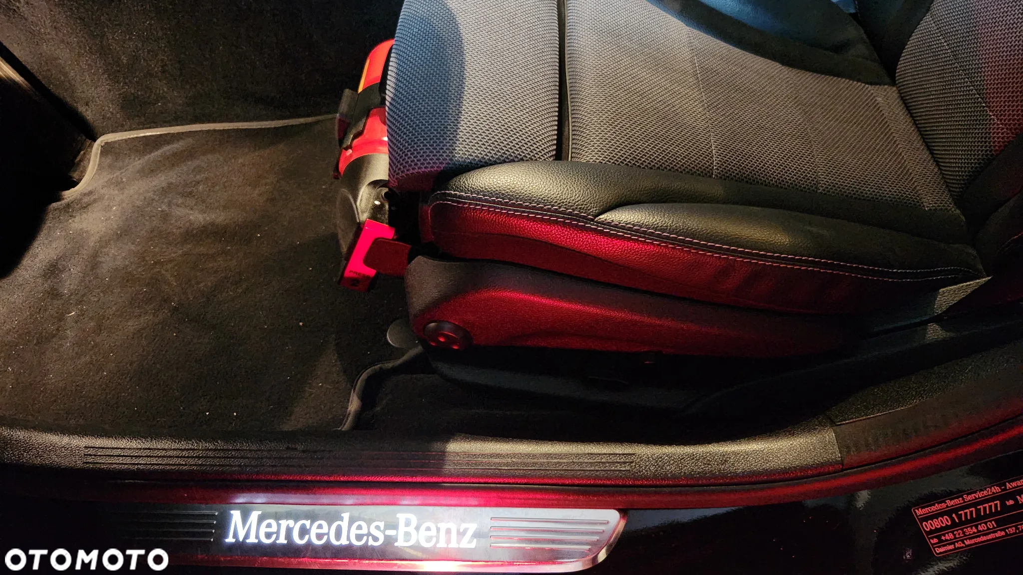 Mercedes-Benz Klasa C 200 4MATIC 9G-TRONIC - 25