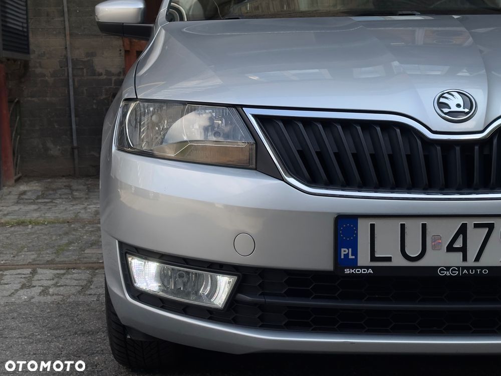 Skoda RAPID 1.2 TSI Ambition - 13