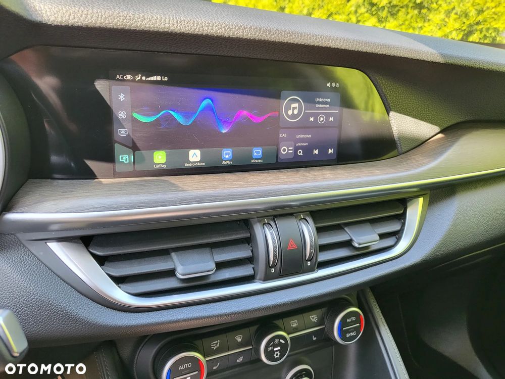 Alfa Romeo Stelvio 2.0 Turbo 16V AT8-Q4 First Edition - 13