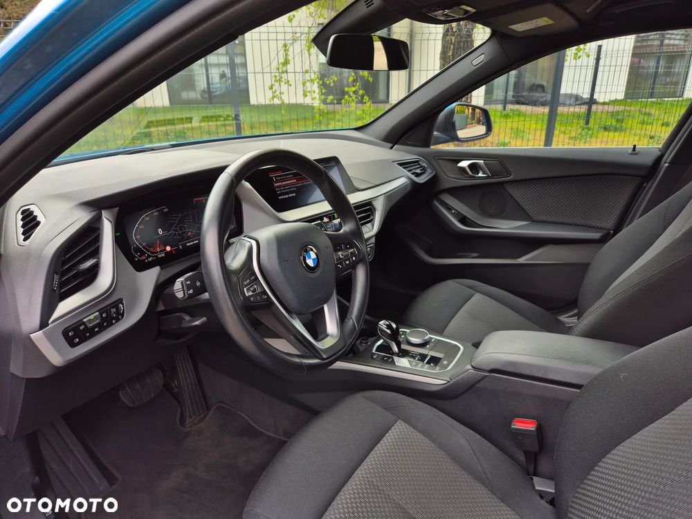 BMW Seria 1 118i Sport Line - 17
