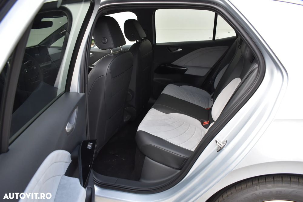 Volkswagen ID.3 58 kWh Advanced Pro - 7