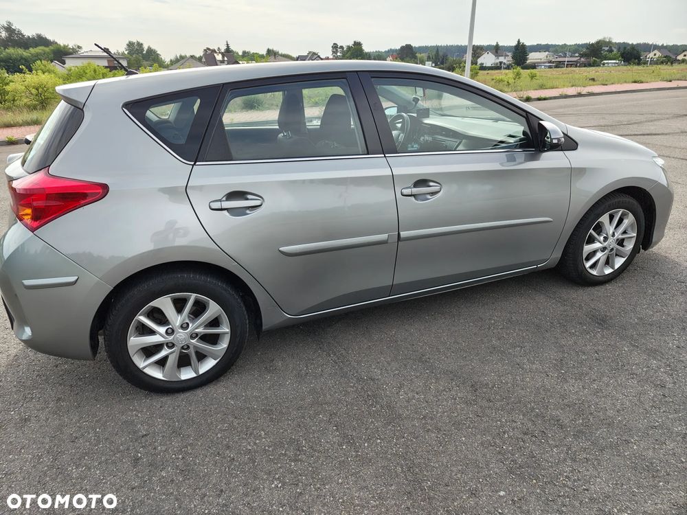 Toyota Auris 1.33 Dual-VVT-i Edition - 9