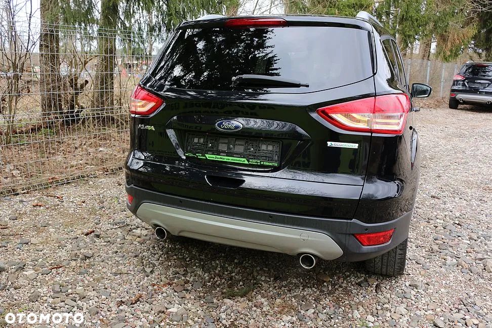 Ford Kuga 1.6 EcoBoost 2x4 Titanium - 8