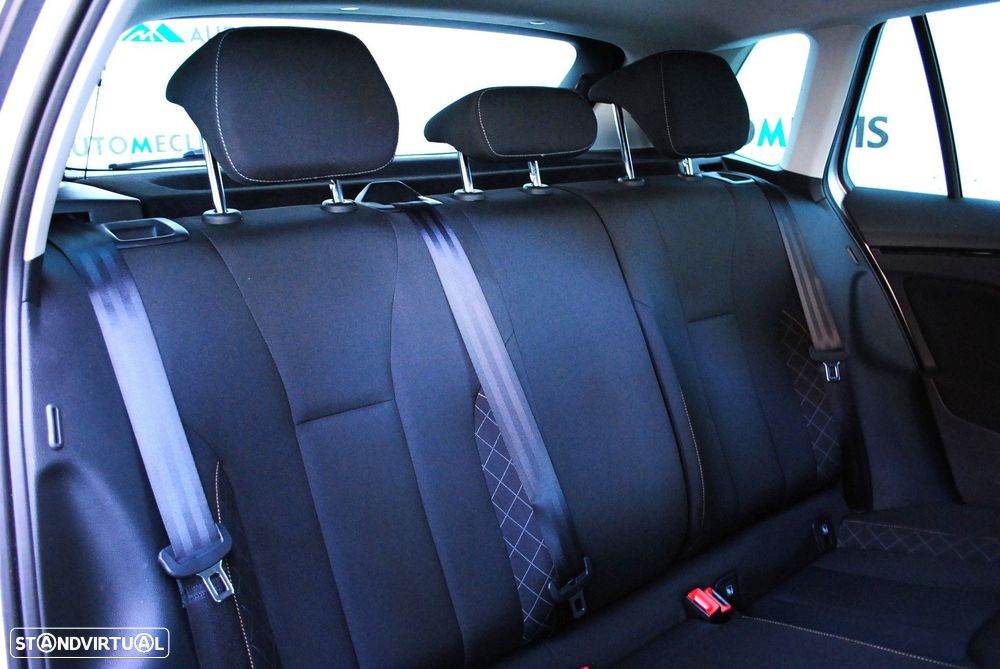Skoda Kamiq 1.0 TSI Ambition - 25