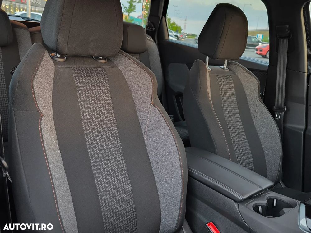 Peugeot 5008 PureTech 130 EAT8 Stop & Start Active Business-Paket - 13
