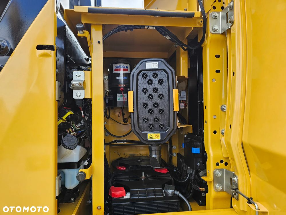 Caterpillar 320 NG - 12