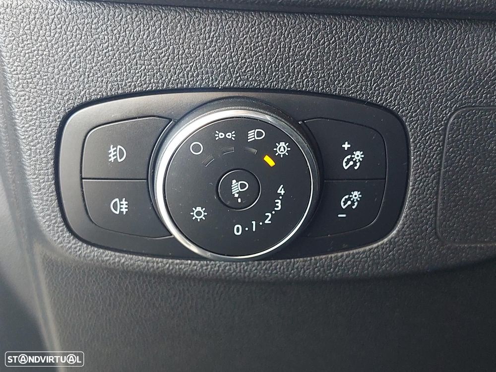 Ford Focus SW 1.5 EcoBlue S&S Aut. TITANIUM EDITION - 20