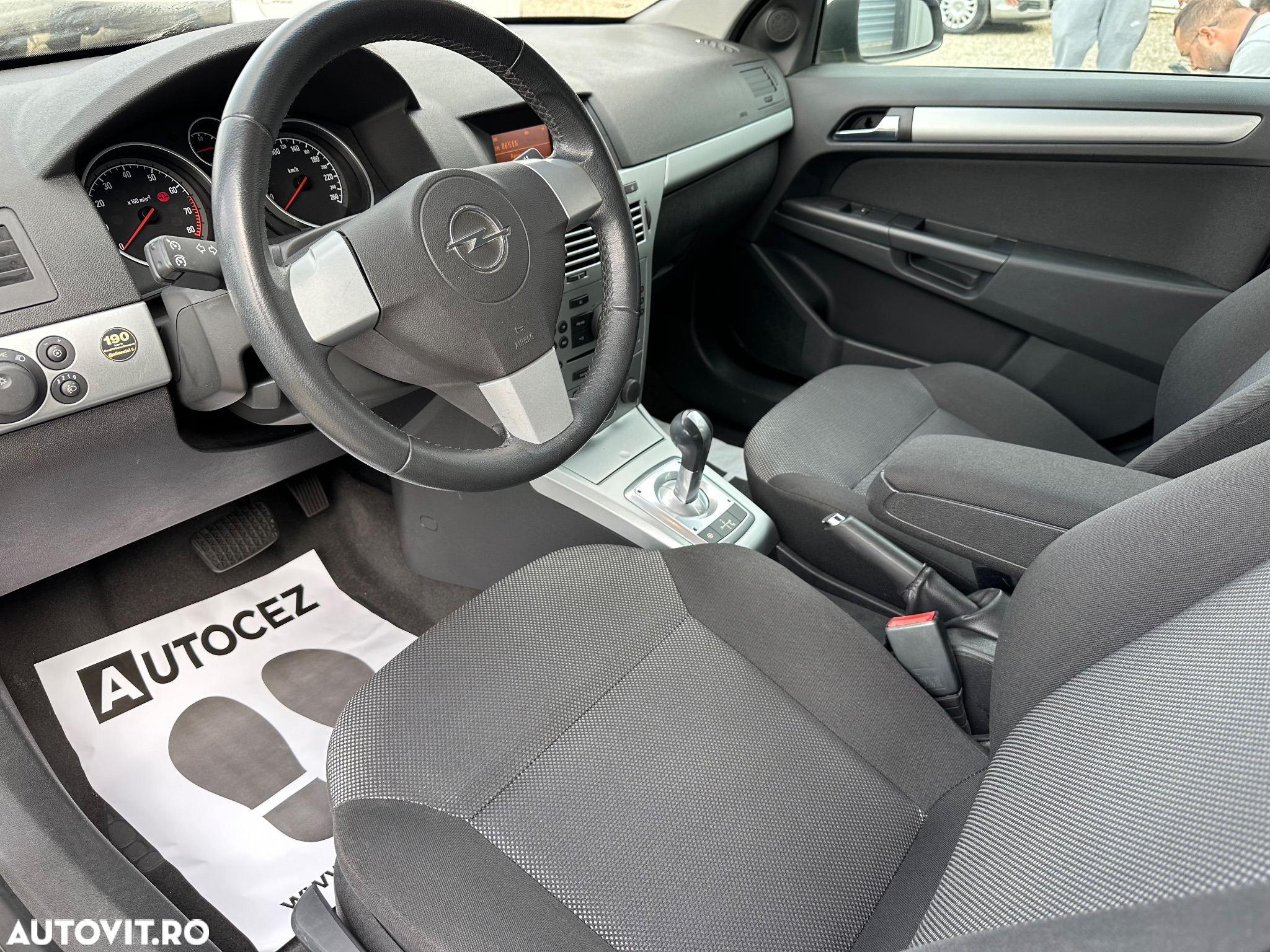 Opel Astra 1.6 Automatik Selection - 11