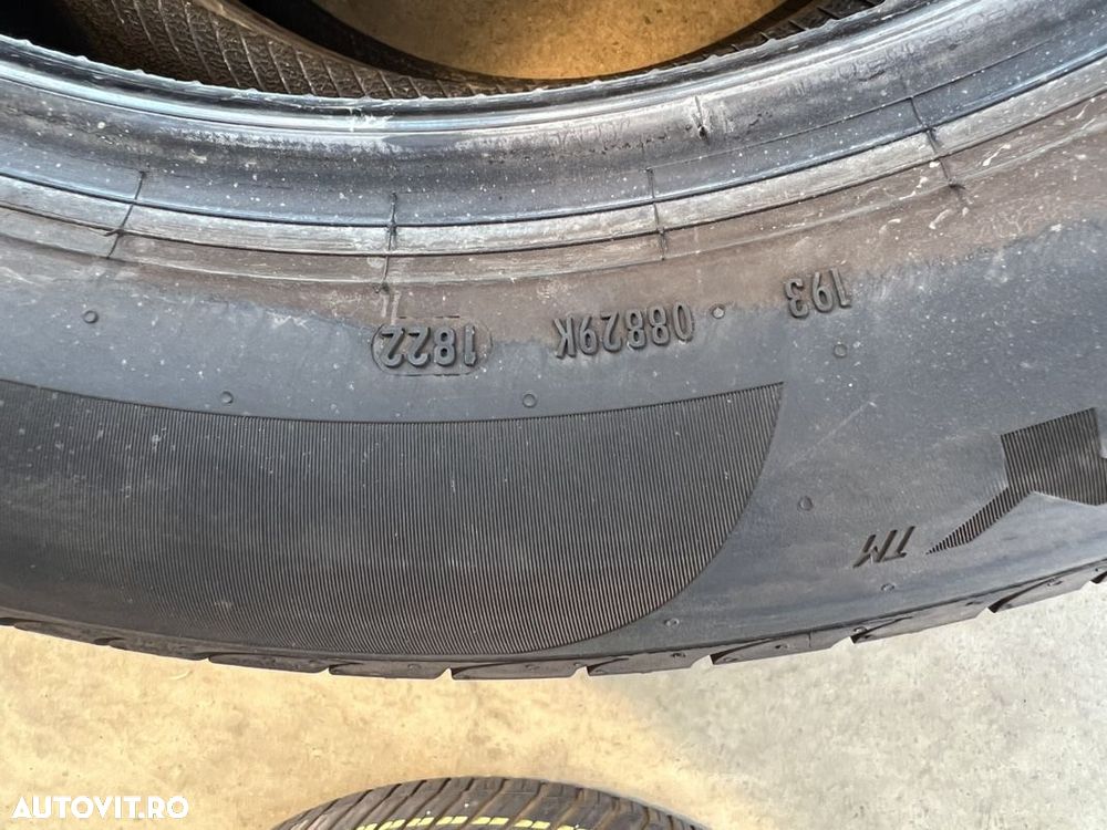 vând 2 anvelope 235/55/19 Pirelli de vară ca noi - 7