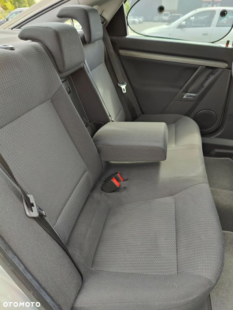 Opel Vectra 1.8 Elegance - 27